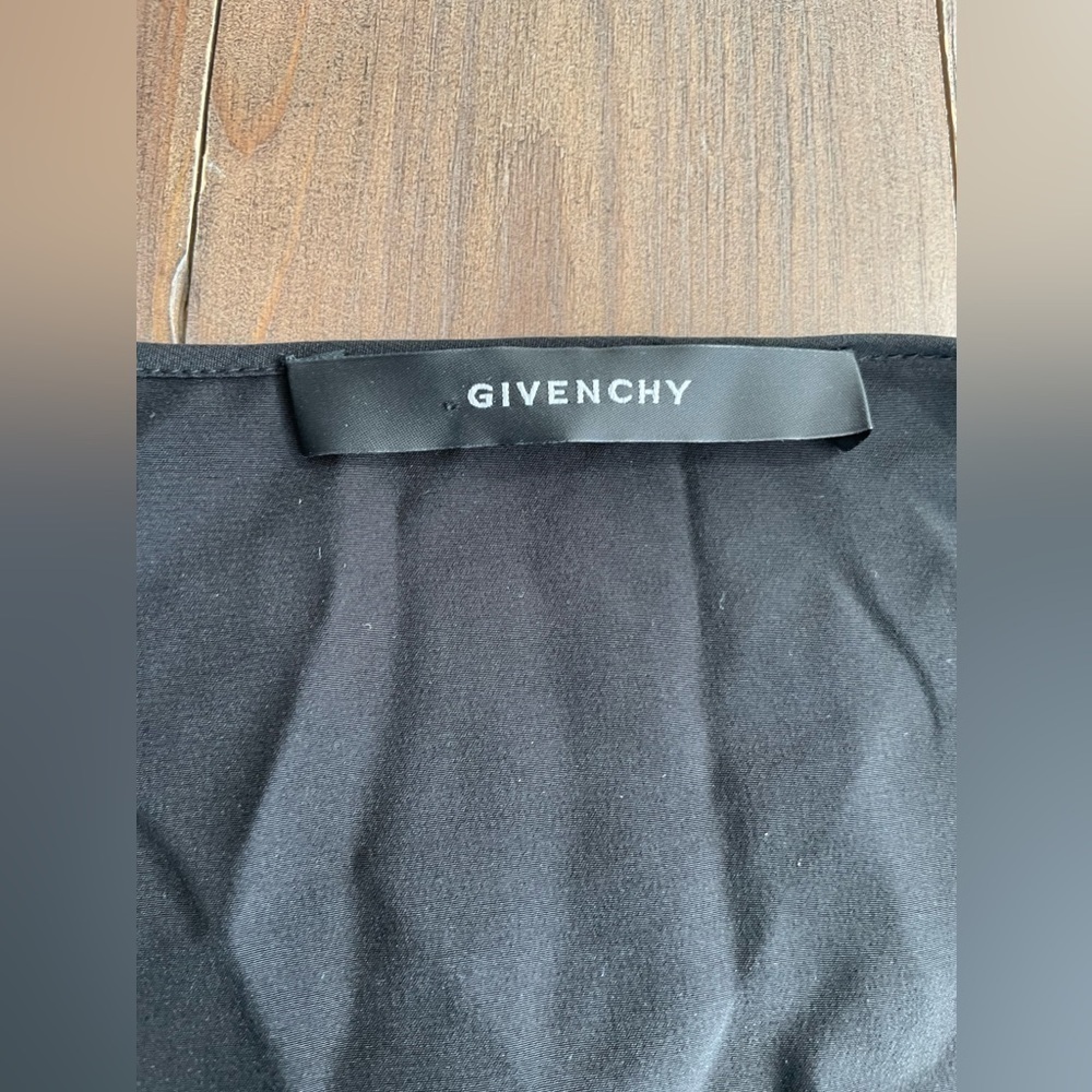 Givenchy black 100% silk ruffle blouse - Picture 3 of 5